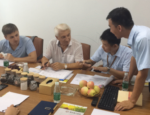 Российские заказчики закупили два вида оборудование для переработки навоза в гранулы.