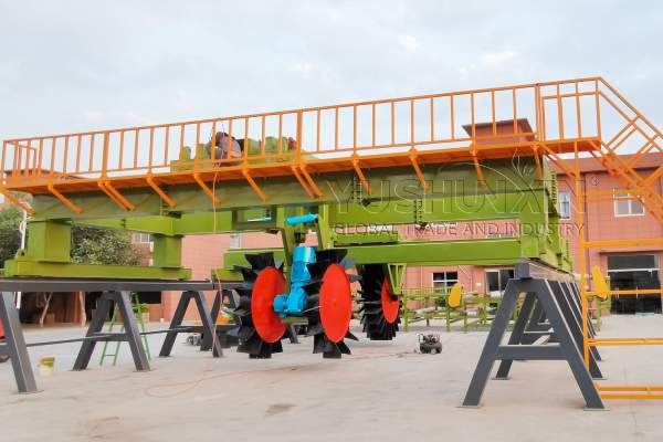 машина-для-компостирования-куриного-помета